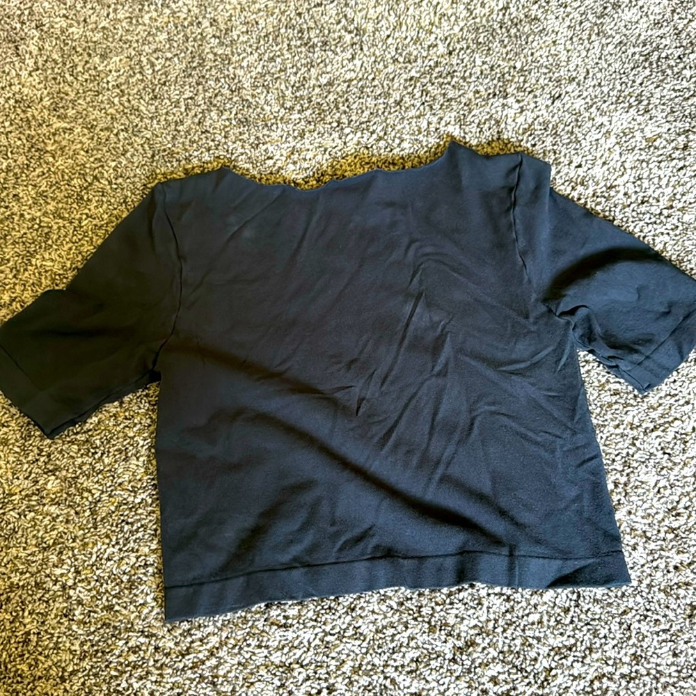 Black crop T shirt